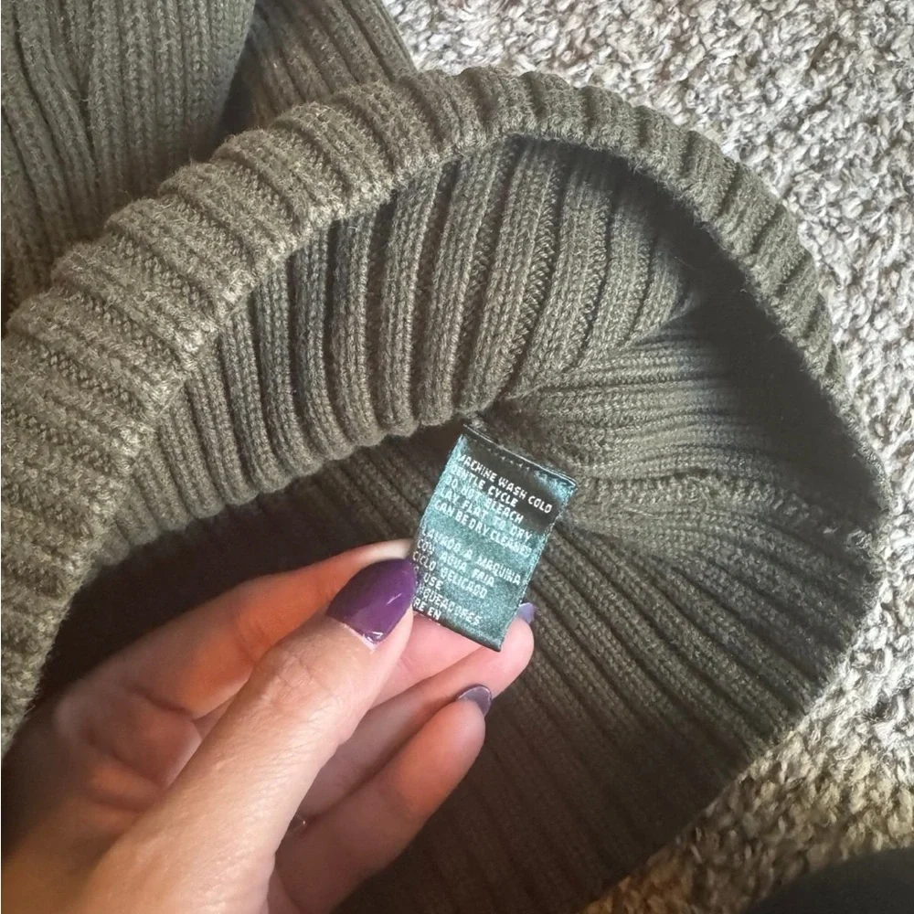 Ralph Lauren Forest Green Ribbed Turtleneck Sweater - Picture 3 of 4